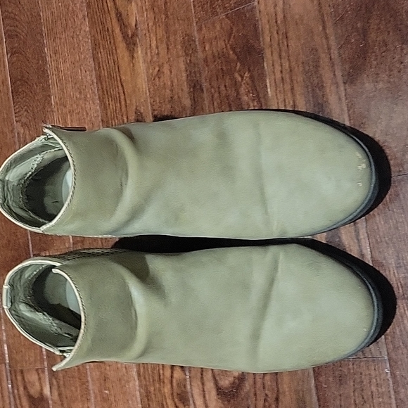 Call It Spring beige ankle booties, EUC🎉🎊 - Picture 5 of 8